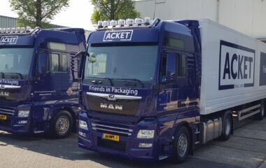 Vrachtwagen Acket